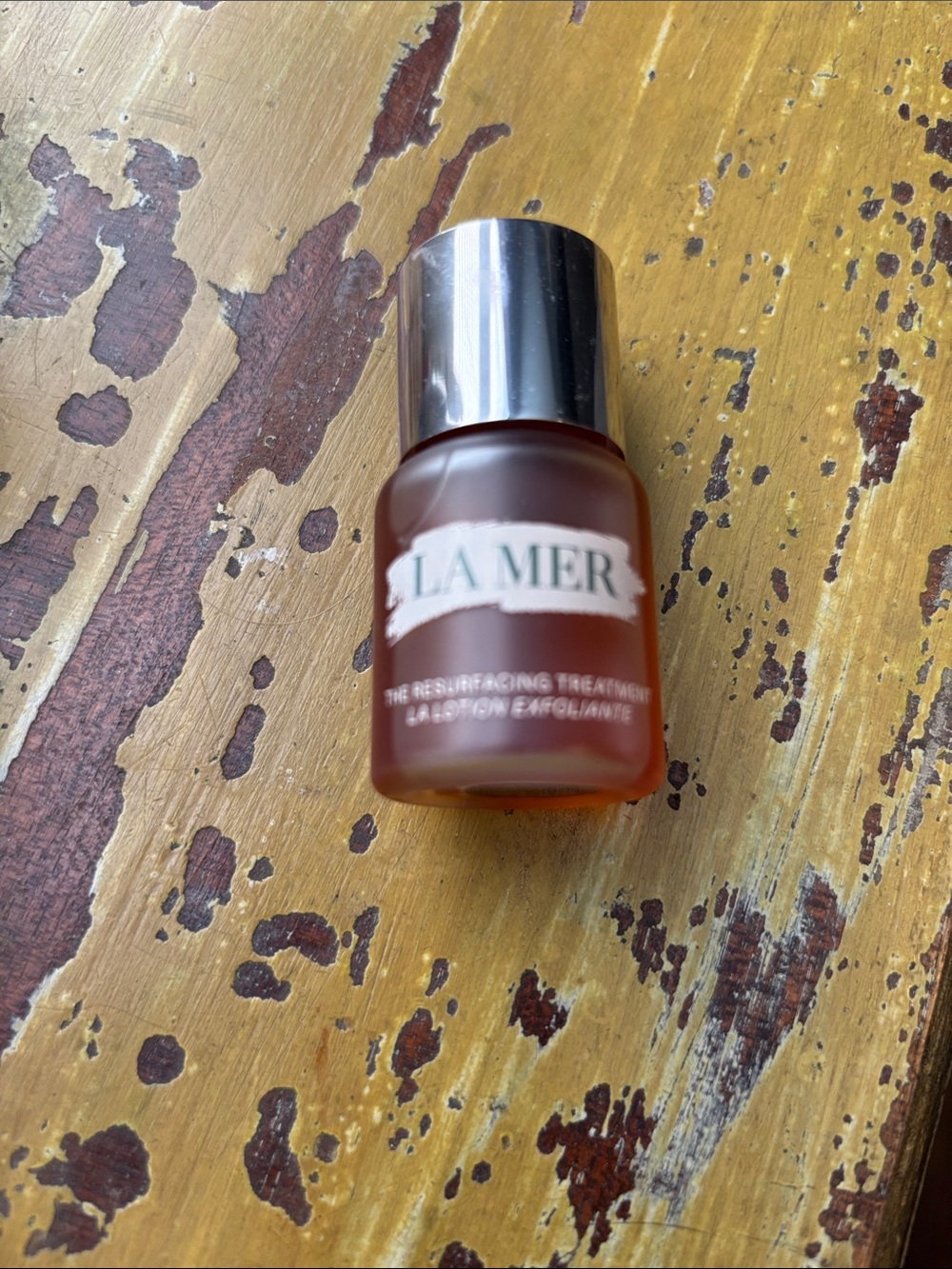 La Mer Resurfacing Treatment Bottle — Brown and Silver